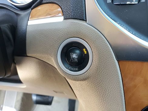 Used 2014 Chrysler 300 C image 26