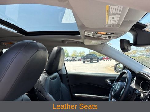 Used 2021 Jeep Compass Limited w/ Sun and Sound Group AWD/4WD image 8