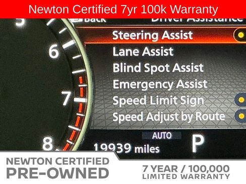Used 2024 Nissan Pathfinder SL AWD/4WD image 10