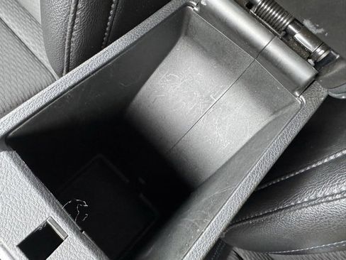 Used 2024 Jeep Compass Latitude image 16