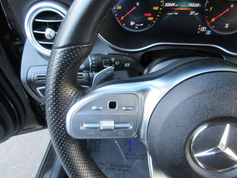Used 2022 Mercedes-Benz GLC 300 4MATIC image 50
