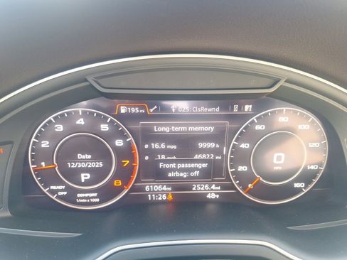 Used 2017 Audi Q7 3.0T Prestige image 10