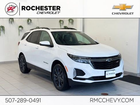 Certified 2022 Chevrolet Equinox RS w/ RS Leather Package image 1