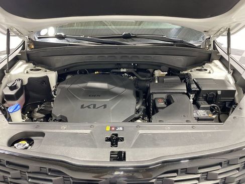 Used 2022 Kia Telluride EX w/ EX Premium Package image 18