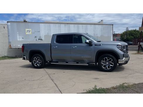 New 2026 GMC Sierra 1500 SLT w/ SLT Premium Plus Package AWD/4WD image 4