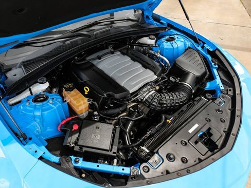 Used 2023 Chevrolet Camaro SS RWD image 58