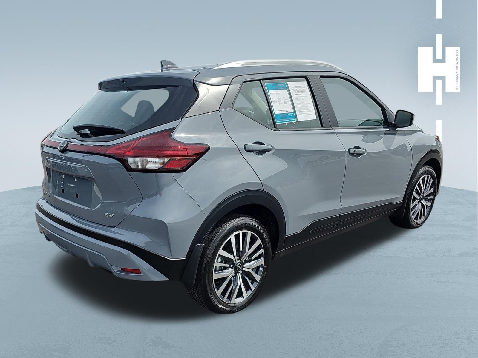Used 2024 Nissan Kicks SV FWD image 4