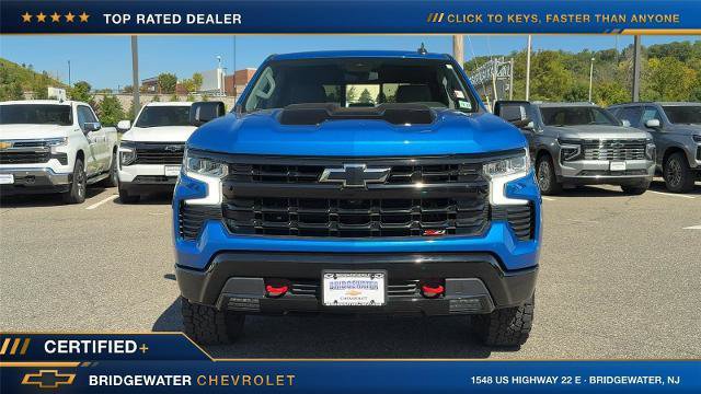 Used 2022 Chevrolet Silverado 1500 LT Trail Boss w/ LT Trail Boss Premium Package AWD/4WD image 4