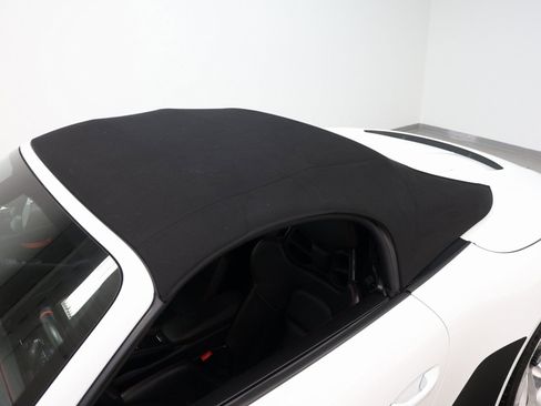 Certified 2019 Porsche 911 Speedster image 28