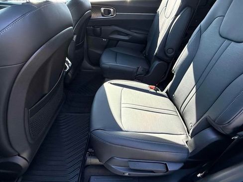 New 2026 Kia Sorento EX w/ EX Premium Package image 13