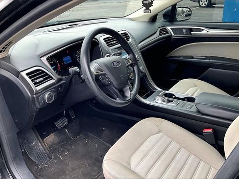 Used 2018 Ford Fusion S image 11