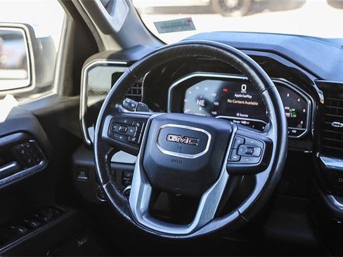 Used 2022 GMC Sierra 1500 SLT image 15