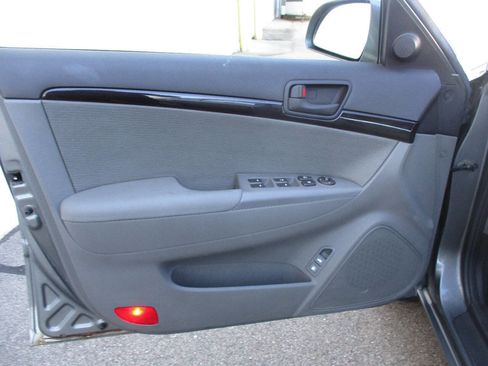 Used 2009 Hyundai Sonata GLS w/ Popular Equipment Pkg 2 image 28