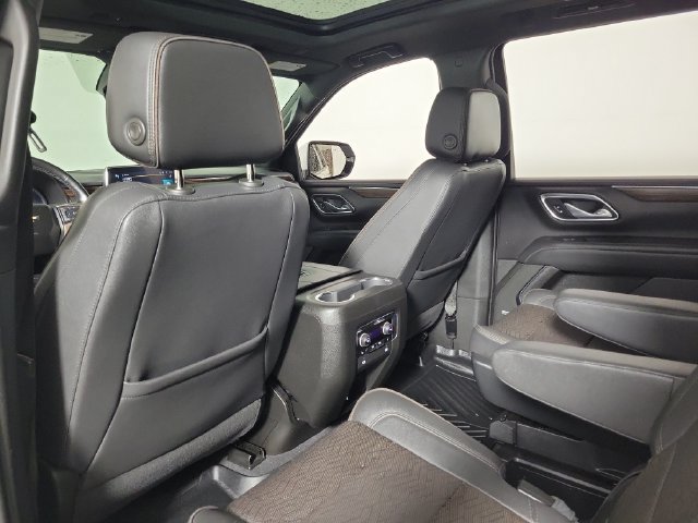 Used 2023 Chevrolet Tahoe High Country RWD image 11