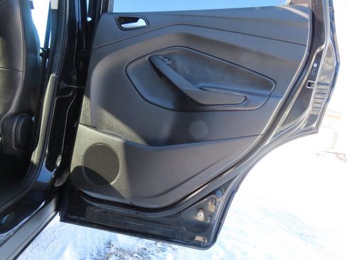 Used 2019 Ford Escape SE image 37