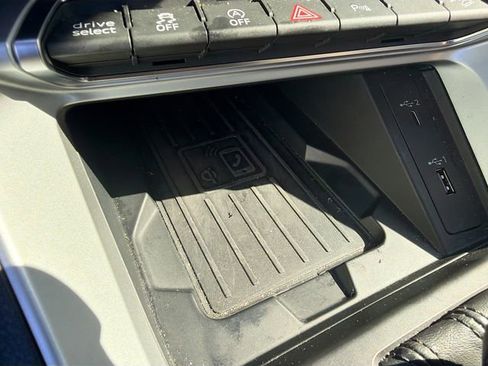 Used 2020 Audi Q3 2.0T Premium Plus w/ Premium Plus Package image 30