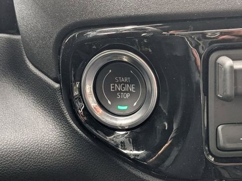 New 2026 Chevrolet Silverado 2500 ZR2 image 31