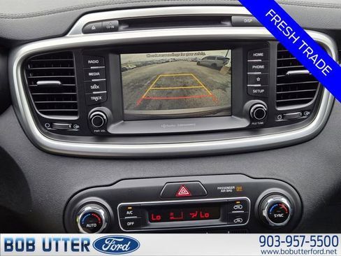 Used 2019 Kia Sorento FWD w/ LX Convenience Package image 17