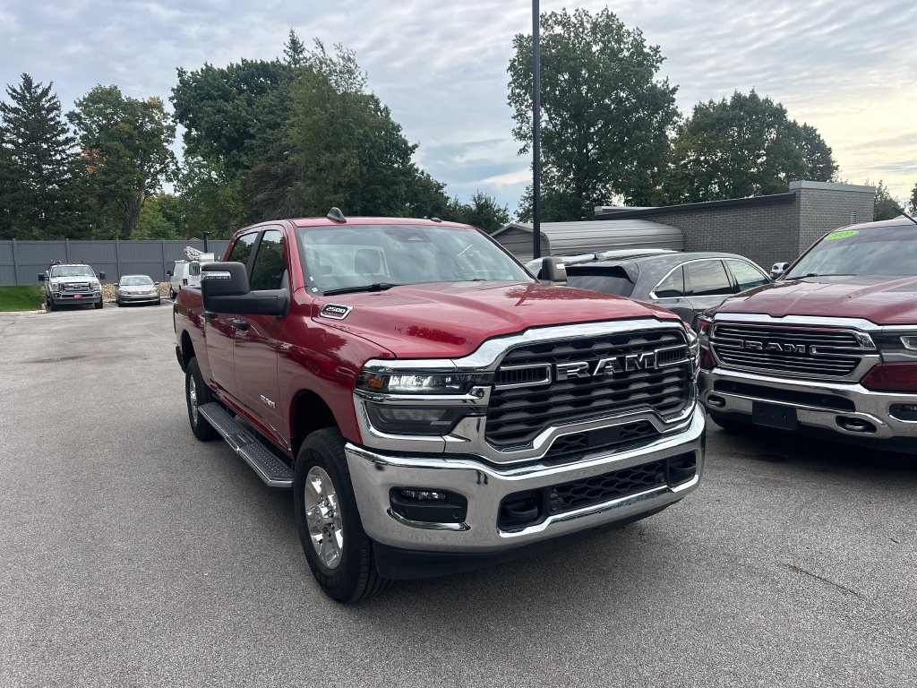 Used 2026 RAM 2500 Big Horn AWD/4WD image 4