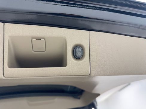 Used 2019 Chevrolet Tahoe LT w/ RST Edition image 88