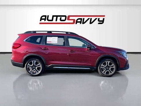 Used 2023 Subaru Ascent Limited AWD/4WD image 8