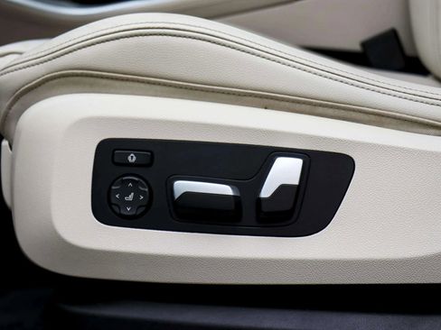 Used 2020 BMW X5 sDrive40i w/ Convenience Package image 16