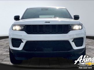 Used 2024 Jeep Grand Cherokee Altitude video 2