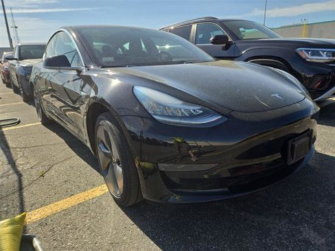 Used 2019 Tesla Model 3 Standard Range Plus RWD image 3