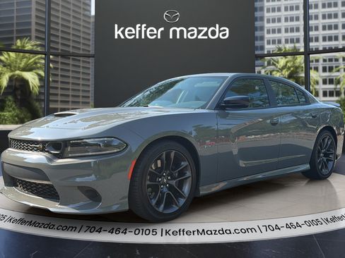 Used 2023 Dodge Charger Scat Pack RWD image 3