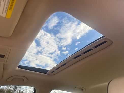 Used 2017 Volkswagen Passat 1.8T SE image 15