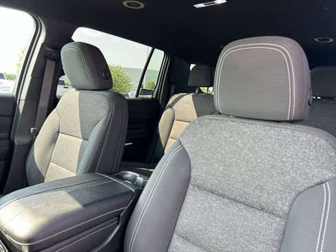 Used 2024 Chevrolet Traverse LS w/ Midnight/Sport Edition AWD/4WD image 22