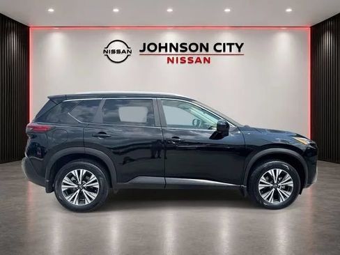 Used 2023 Nissan Rogue SV w/ SV Premium B Package AWD/4WD image 3