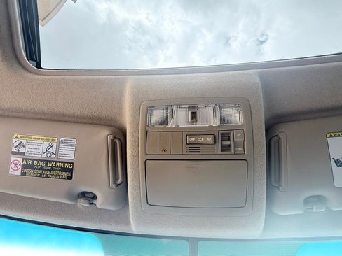 Used 2013 Toyota Highlander Limited image 27