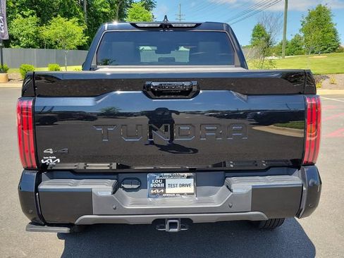 Used 2023 Toyota Tundra Platinum AWD/4WD image 5