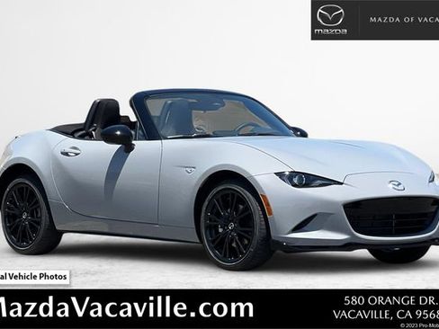 New 2026 MAZDA MX-5 Miata Club RWD image 1