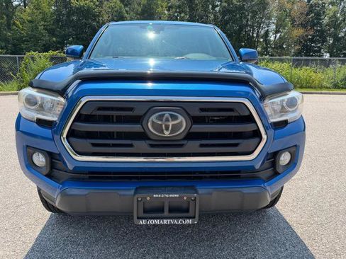 Used 2018 Toyota Tacoma SR5 RWD image 32