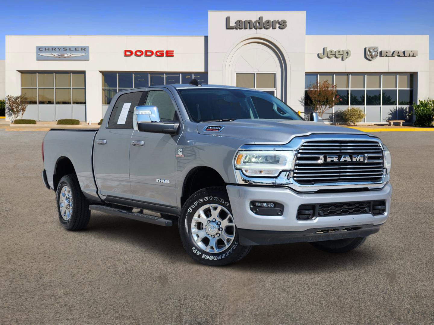 Used 2024 RAM 2500 Laramie AWD/4WD image 1