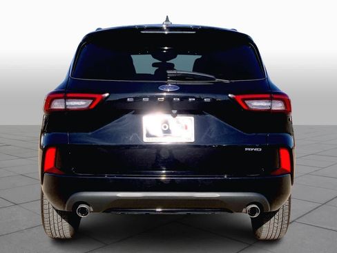 Used 2024 Ford Escape ST-Line image 8