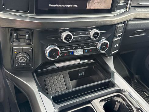 Used 2023 Ford F250 Lariat w/ Tremor Off-Road Package image 30