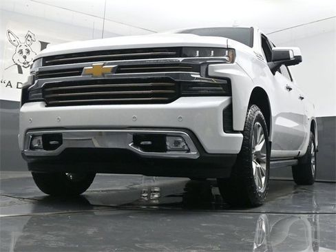 Used 2020 Chevrolet Silverado 1500 High Country w/ Technology Package image 55