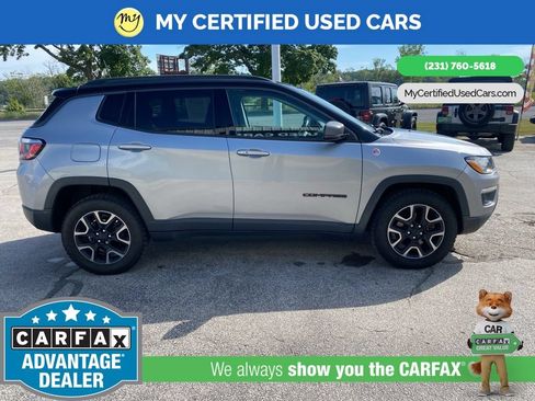 Used 2019 Jeep Compass Trailhawk w/ Leather Interior Group AWD/4WD image 4