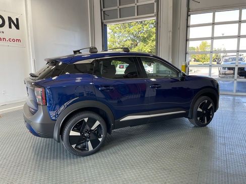 New 2026 Nissan Kicks SR w/ Cold Weather Package image 8