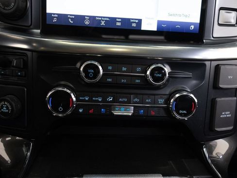 Used 2021 Ford F150 Lariat w/ Equipment Group 502A High RWD image 34