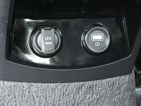 Used 2023 Kia Sorento SX FWD image 18