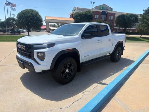 Used 2023 GMC Canyon Elevation w/ Elevation Premium Package AWD/4WD image 9