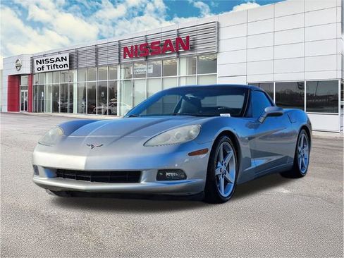Used 2005 Chevrolet Corvette Coupe w/ Preferred Equipment Group image 3