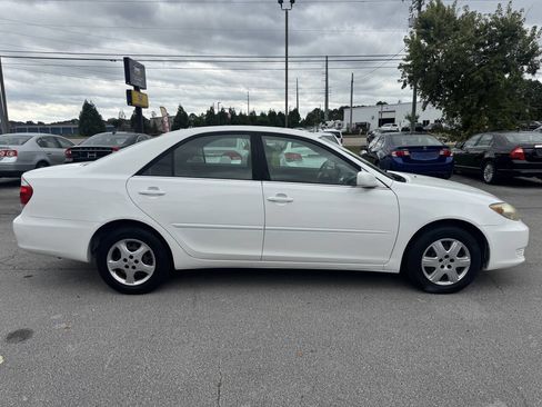 Used 2005 Toyota Camry LE image 4