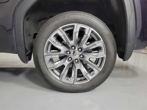 Used 2023 GMC Sierra 1500 Denali w/ Denali Reserve Package image 9