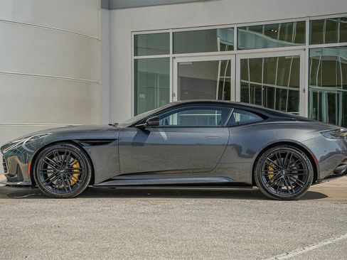 New 2025 Aston Martin DB12 Coupe image 19