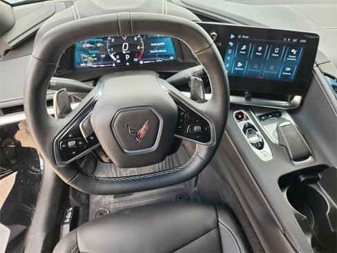 Used 2024 Chevrolet Corvette Stingray Preferred Cpe w/ Z51 Performance Package image 26